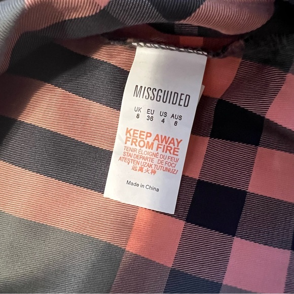 New with tags 🏷️ Wrap over button check mini skirt - Picture 5 of 6